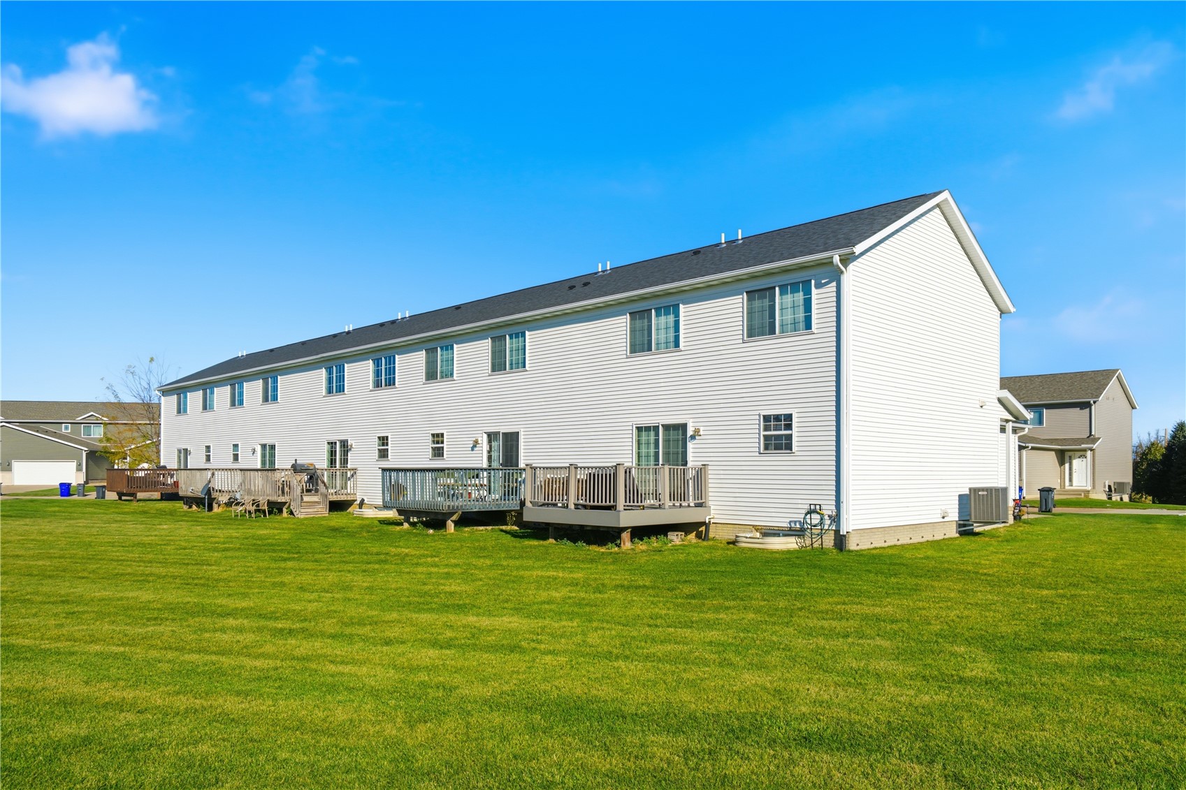 107 Woodstone Lane SW Cedar Rapids IA 52404