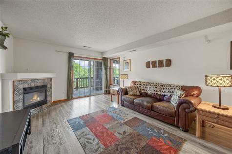 534 West Side Drive Iowa City IA 52246
