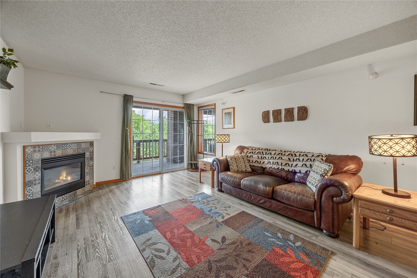 534 West Side Drive Iowa City IA 52246