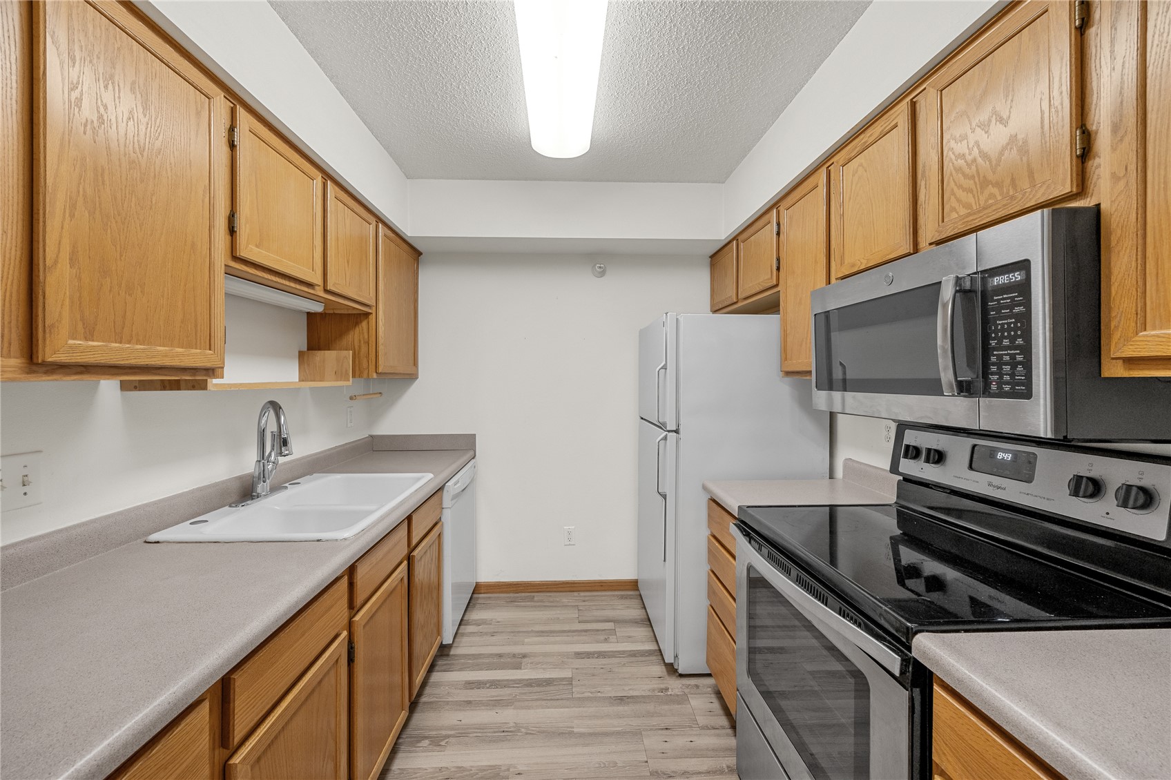 534 West Side Drive Iowa City IA 52246