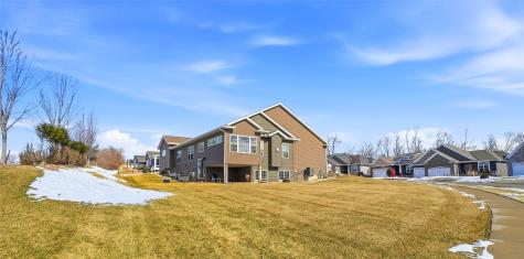 340 Cemar Court Marion IA 52302