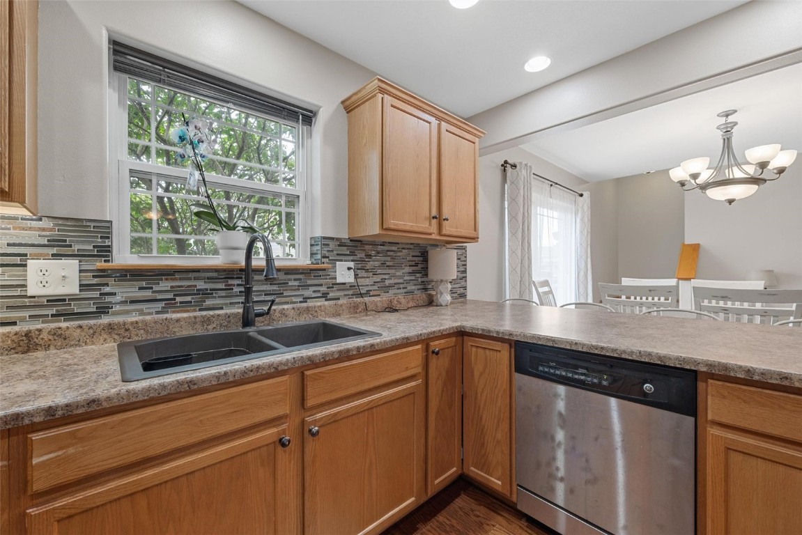 658 Secretariat Lane Fairfax IA 52228