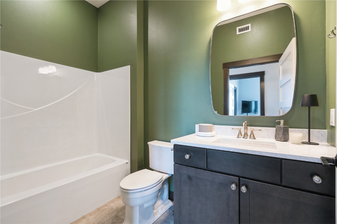 329 12th Avenue SE Cedar Rapids IA 52401