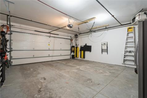 329 12th Avenue SE Cedar Rapids IA 52401