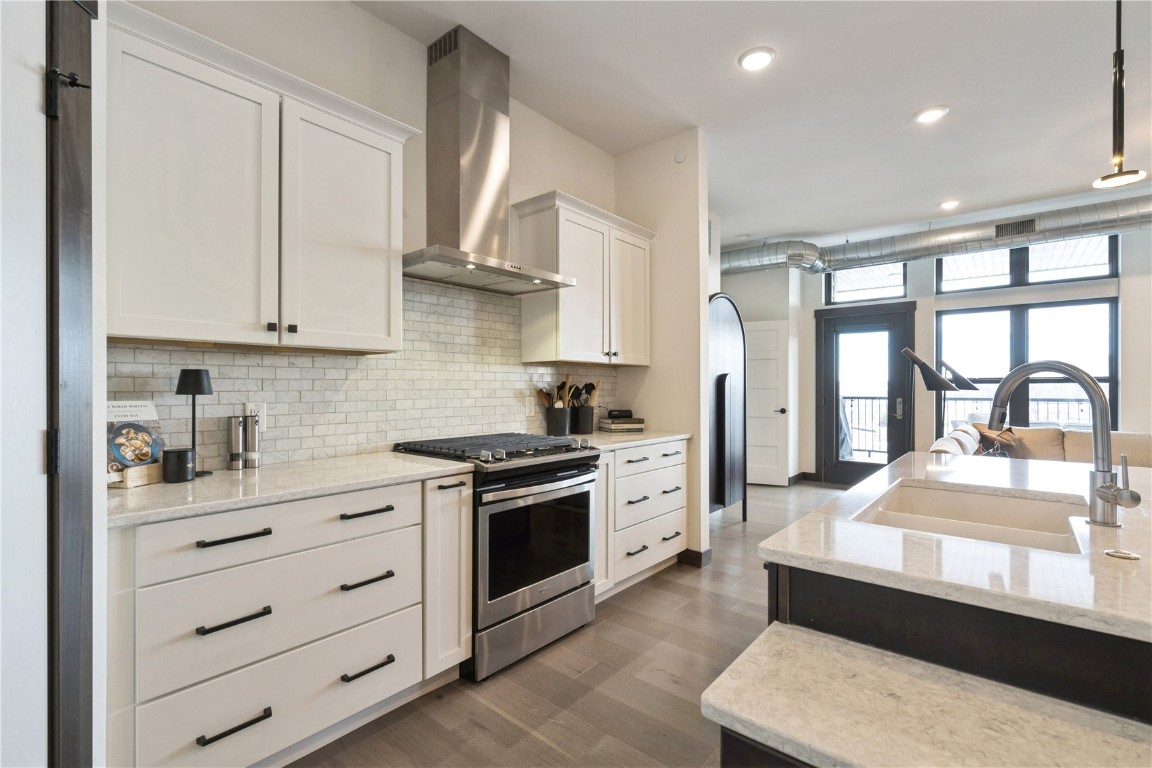 329 12th Avenue SE Cedar Rapids IA 52401