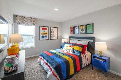 2437 Chloe Lane Hiawatha IA 52233