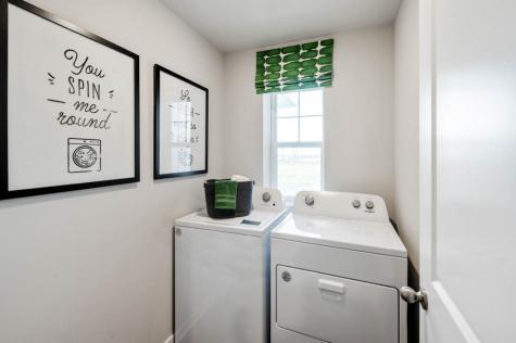 2437 Chloe Lane Hiawatha IA 52233