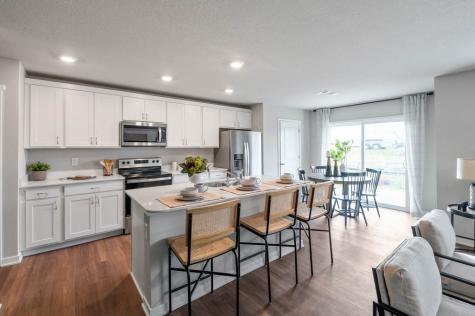 2437 Chloe Lane Hiawatha IA 52233