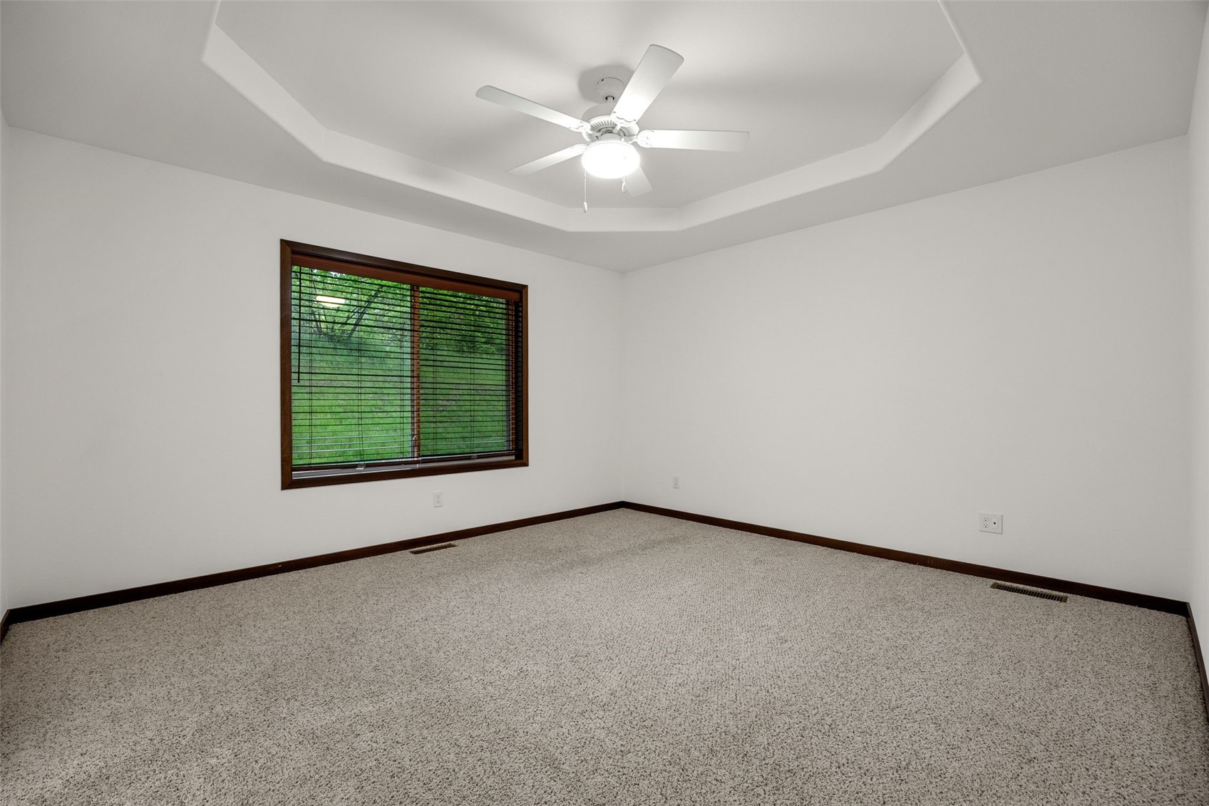4320 Banar Avenue SW Cedar Rapids IA 52404