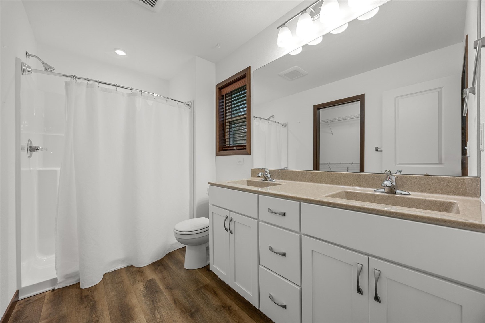 4320 Banar Avenue SW Cedar Rapids IA 52404