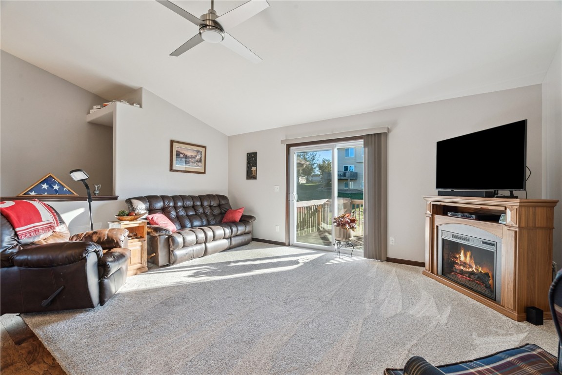 3107 Riviera Court SW Cedar Rapids IA 52404