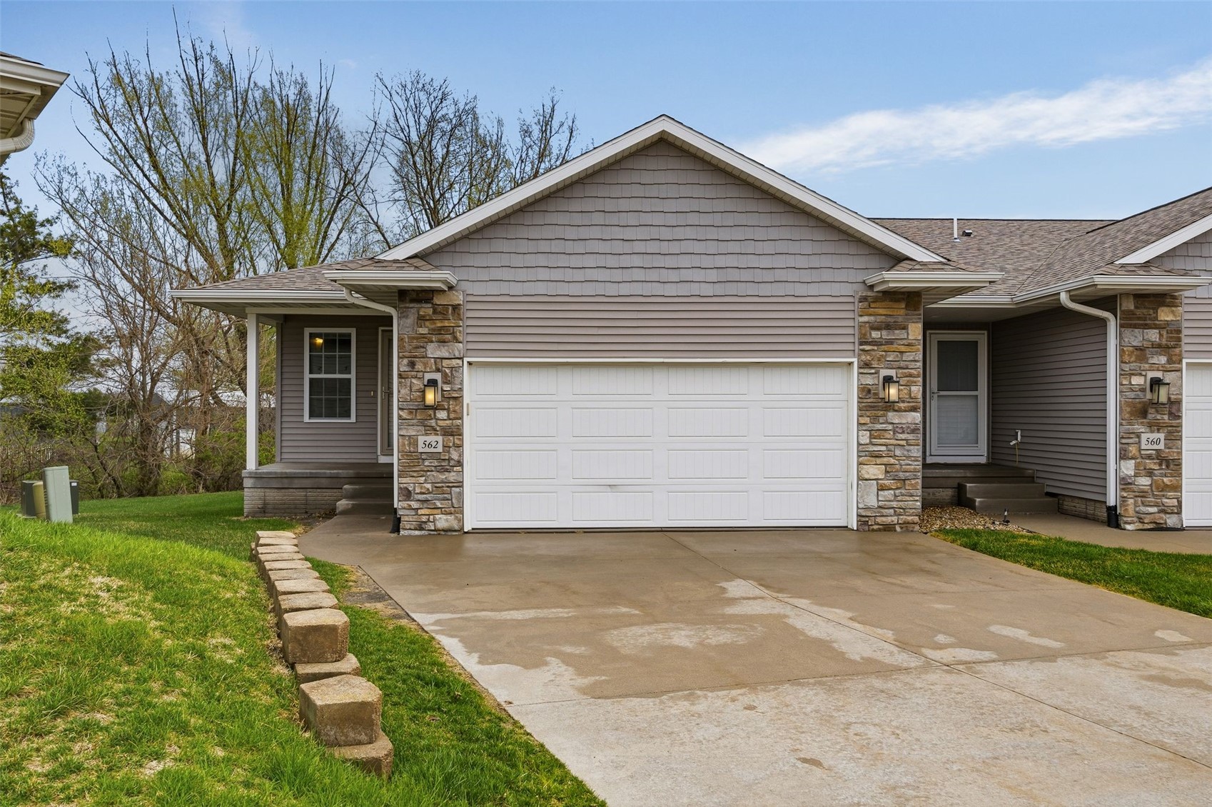 562 Meadow Oak Circle Fairfax IA 52228