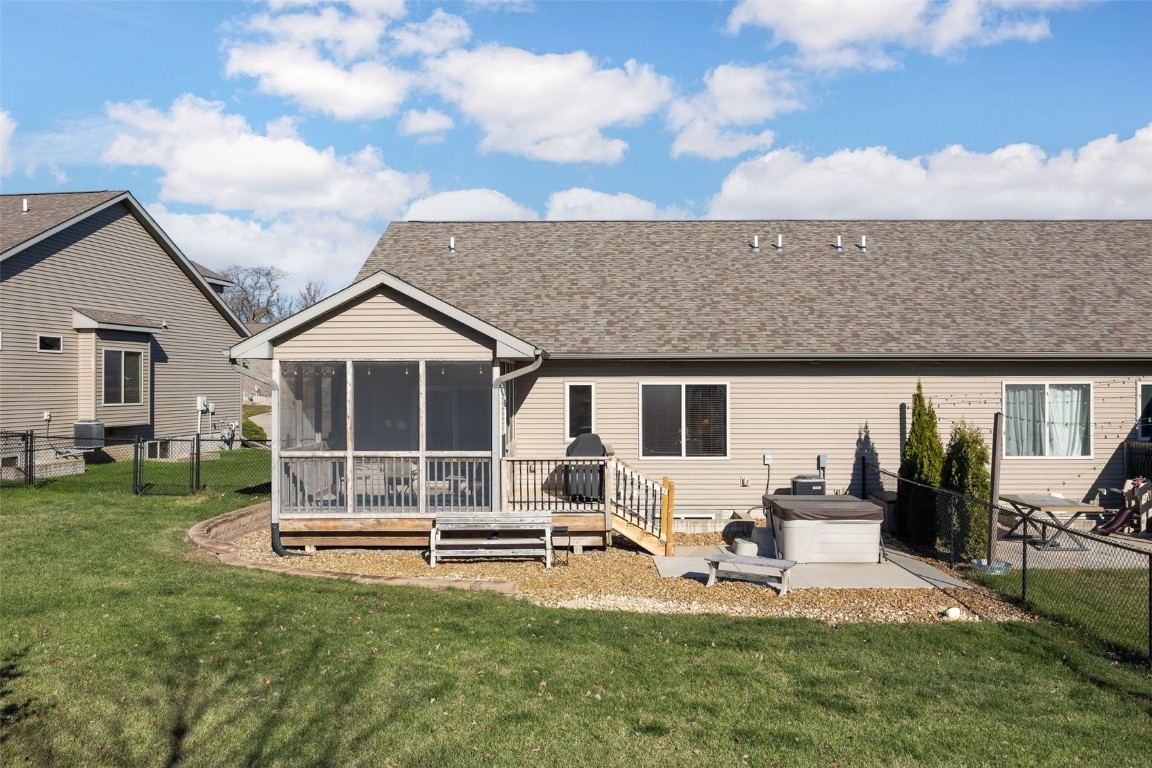 1217 Copper Mountain Drive North Liberty IA 52317