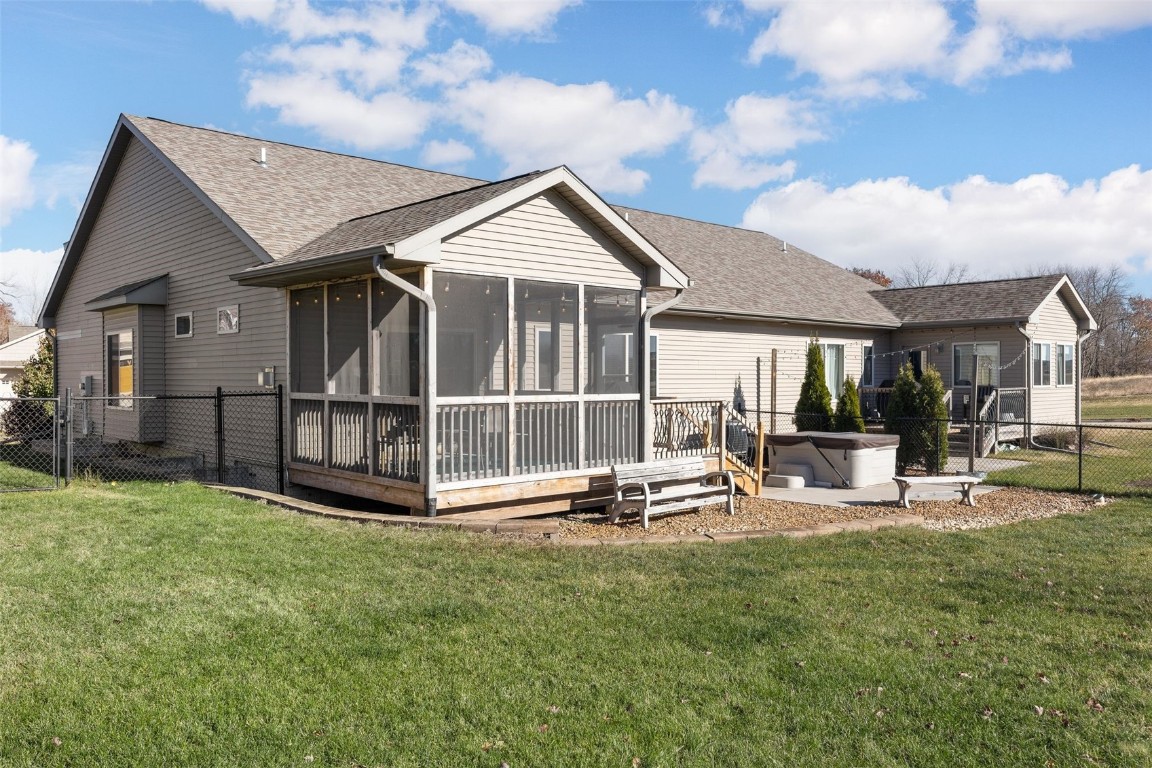 1217 Copper Mountain Drive North Liberty IA 52317
