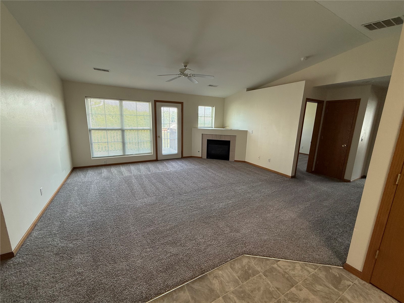 6615 Creekside Drive NE Cedar Rapids IA 52402