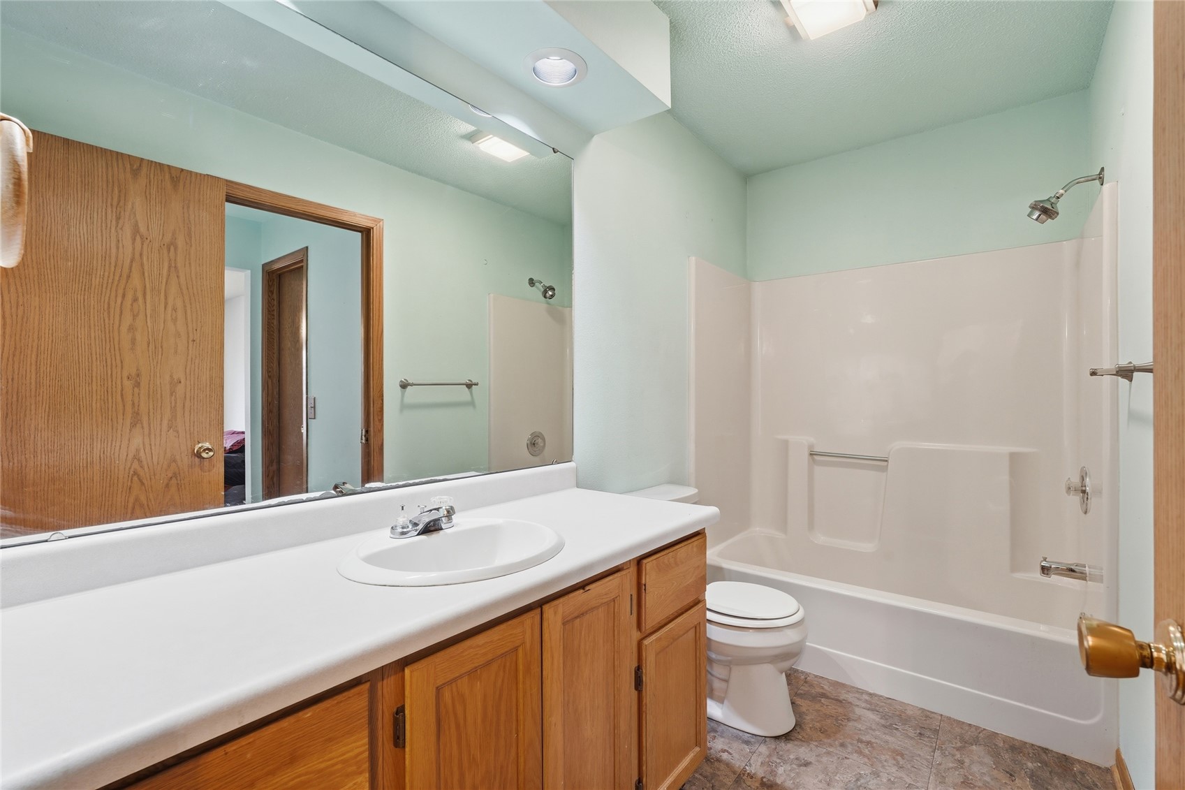 2058 S Ridge Drive Coralville IA 52241