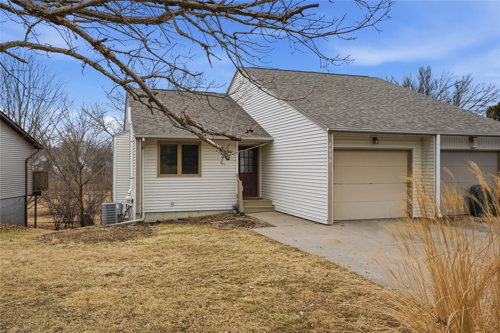 2058 S Ridge Drive Coralville IA 52241