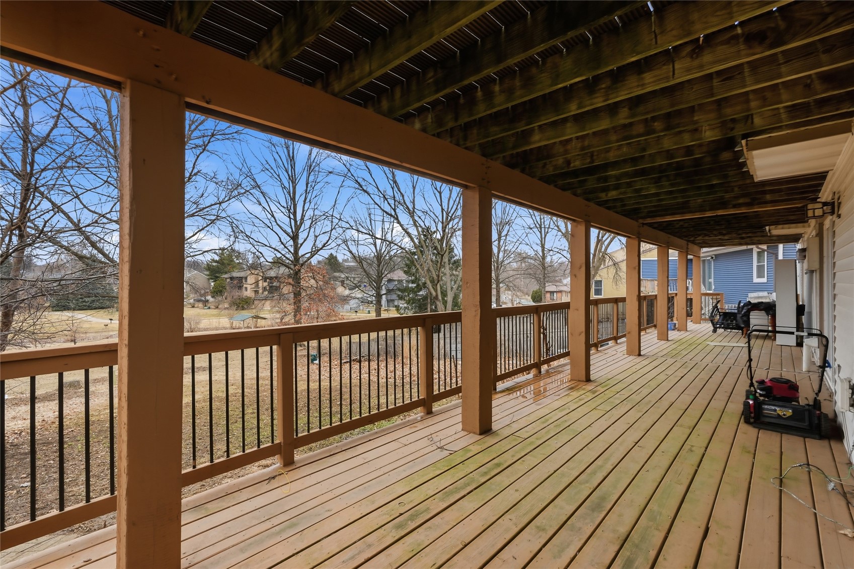 2058 S Ridge Drive Coralville IA 52241