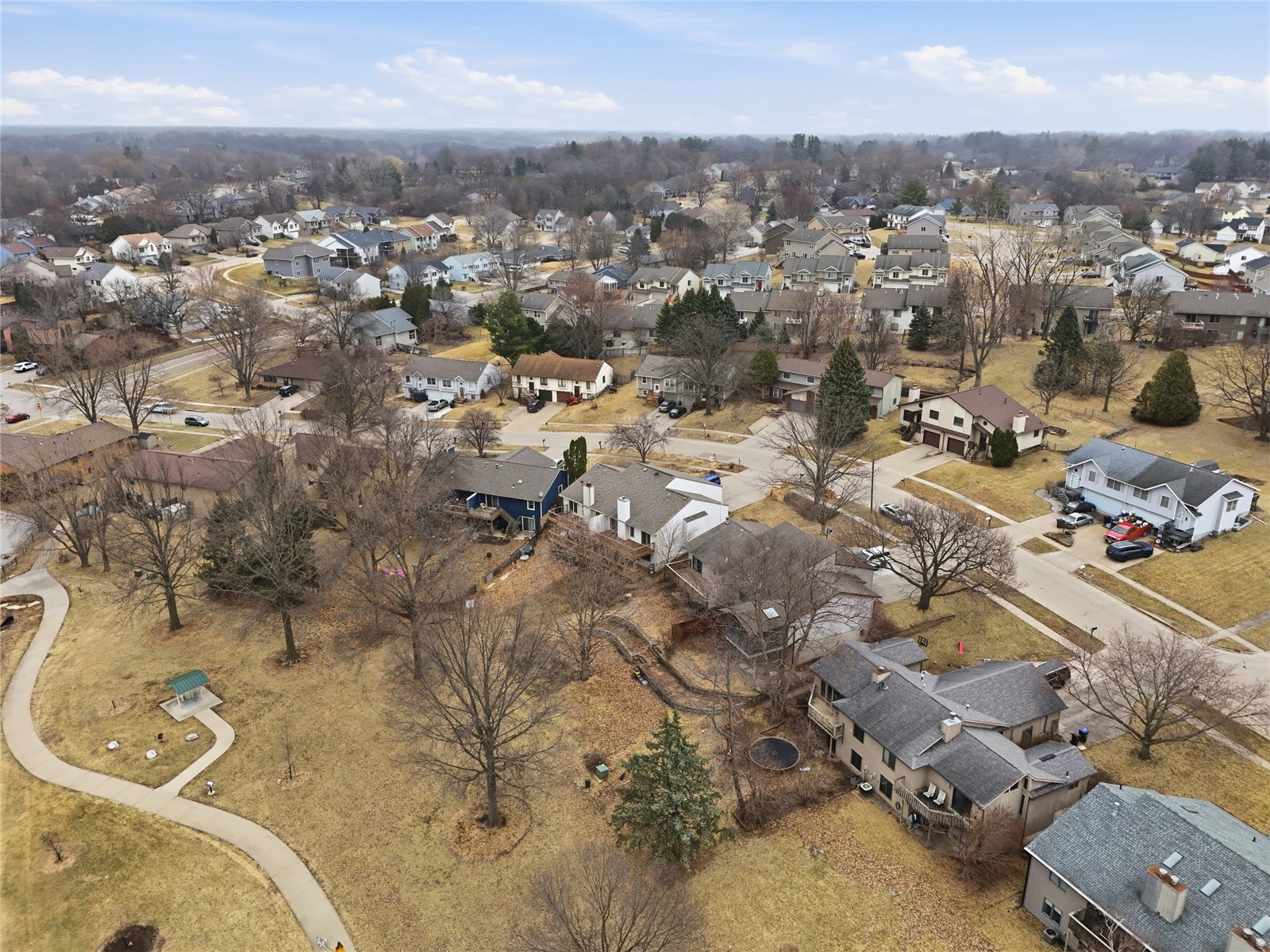 2058 S Ridge Drive Coralville IA 52241