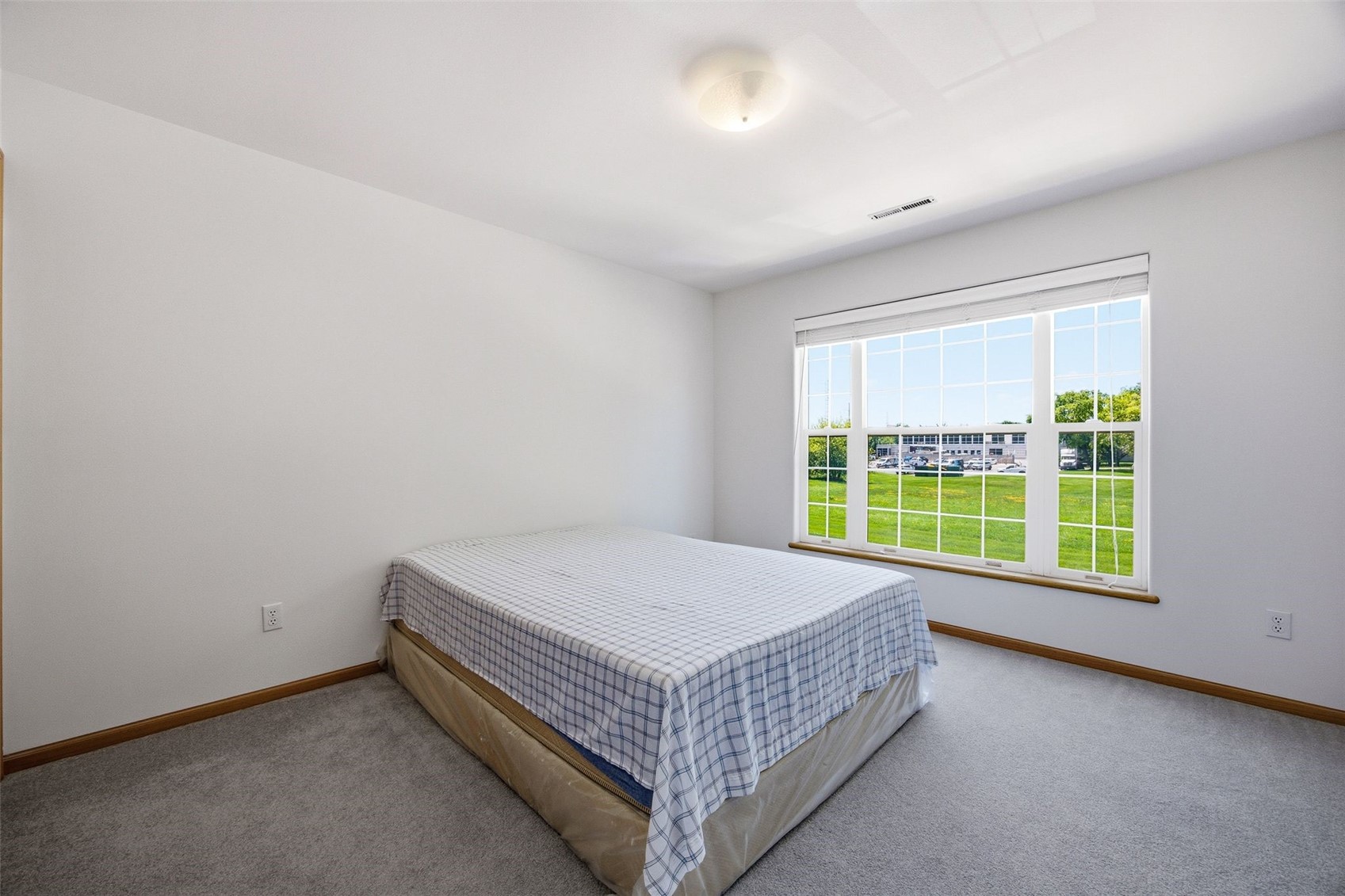 1422 Crossings Court NE Cedar Rapids IA 52402