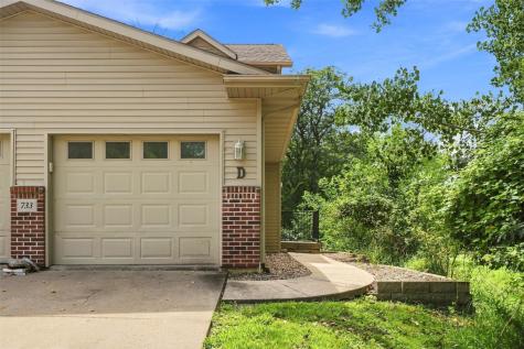 733 Broderick Drive NE Cedar Rapids IA 52402