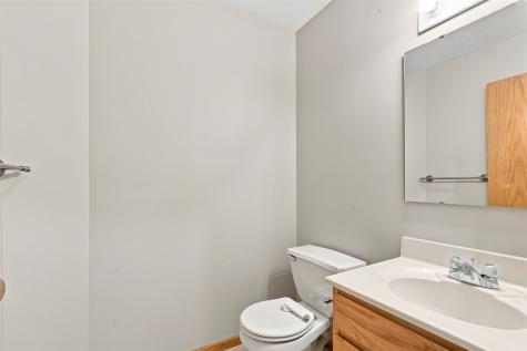 733 Broderick Drive NE Cedar Rapids IA 52402