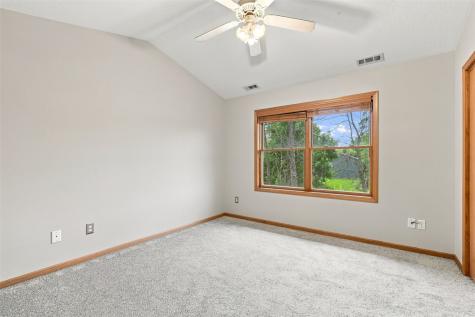 733 Broderick Drive NE Cedar Rapids IA 52402