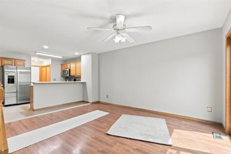 733 Broderick Drive NE Cedar Rapids IA 52402