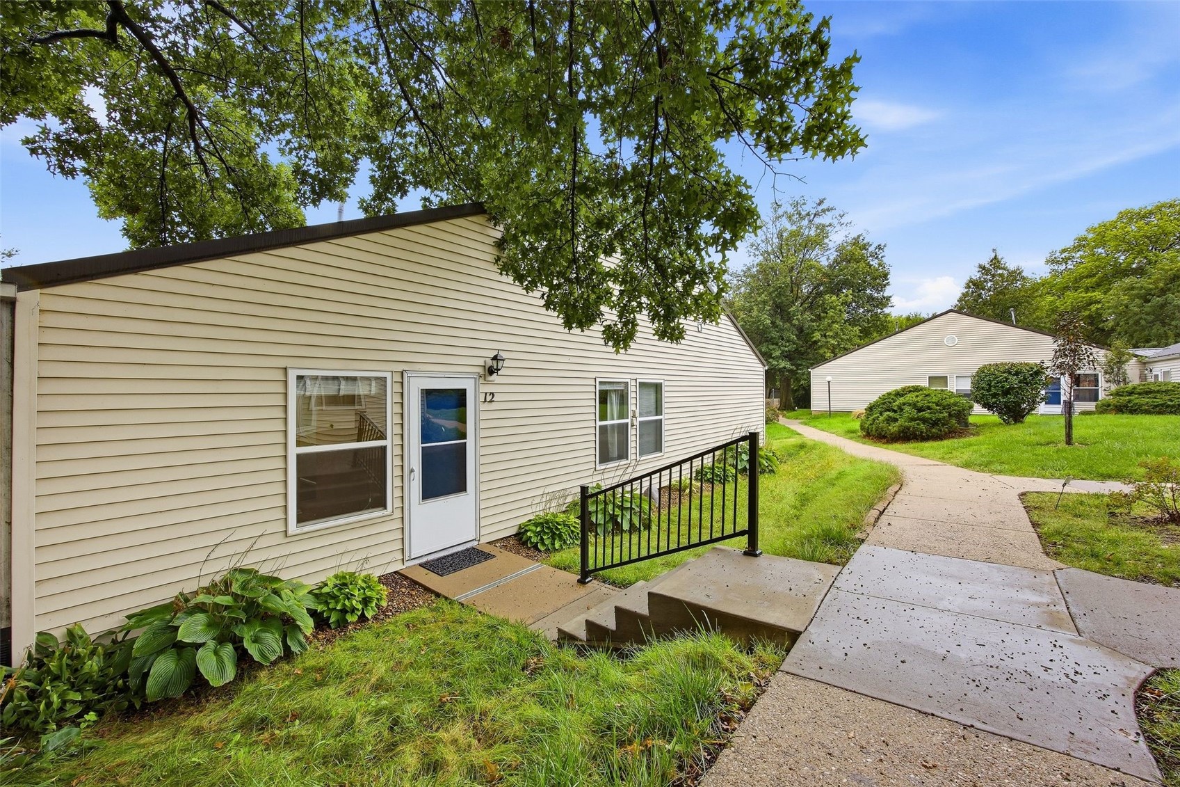Iowa City IA, 1220 Village Road, Unit 12