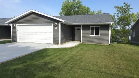 1409 13TH Avenue Belle Plaine IA 52208