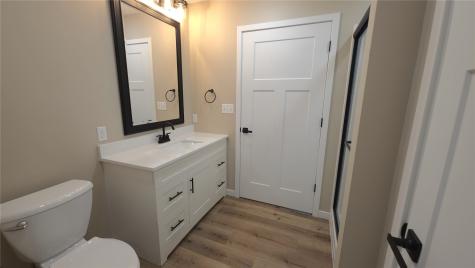 1409 13th Avenue Belle Plaine IA 52208