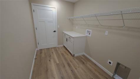 1409 13th Avenue Belle Plaine IA 52208