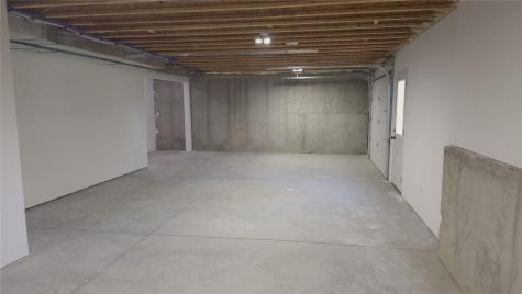 1409 13th Avenue Belle Plaine IA 52208