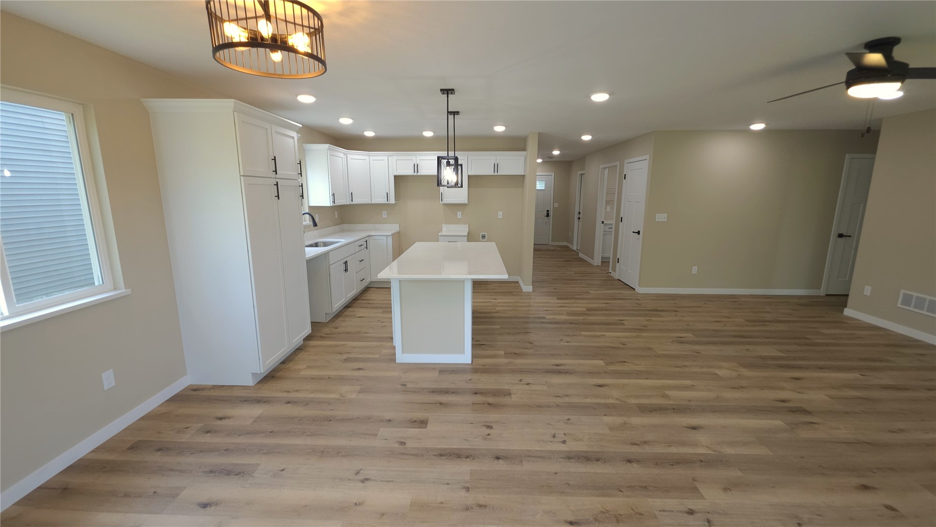 1409 13th Avenue Belle Plaine IA 52208