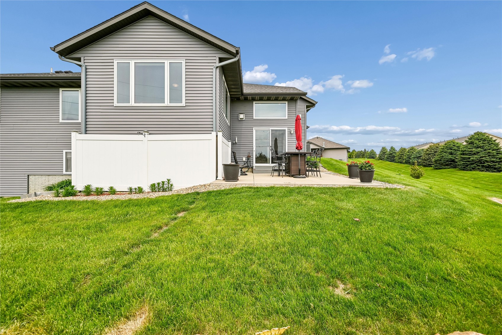 3615 Bluebird Drive SW Cedar Rapids IA 52404