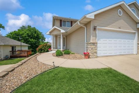 3516 Stoneview Circle Cedar Rapids IA 52404