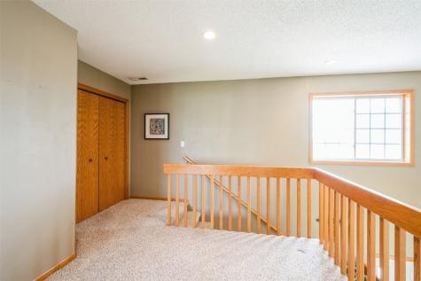 3516 Stoneview Circle Cedar Rapids IA 52404
