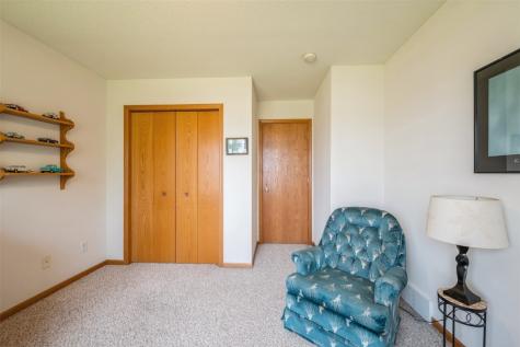 3516 Stoneview Circle Cedar Rapids IA 52404
