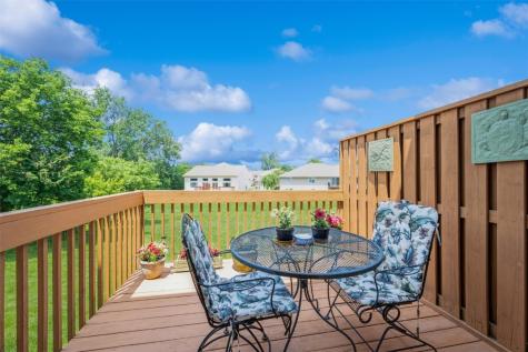 3516 Stoneview Circle Cedar Rapids IA 52404