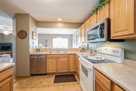 3516 Stoneview Circle Cedar Rapids IA 52404