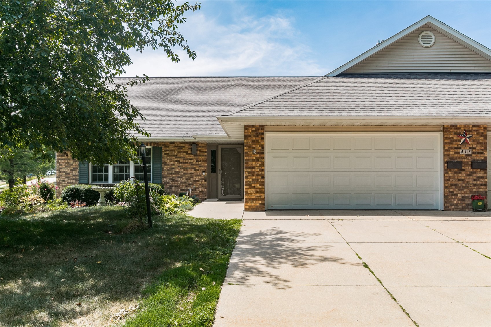 415 First Avenue SW Mt Vernon IA 52314