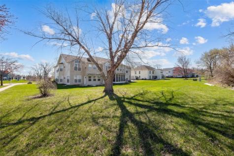 4285 Westchester Drive NE Cedar Rapids IA 52402