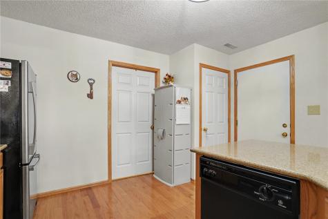 1151 74th Street NE Cedar Rapids IA 52402