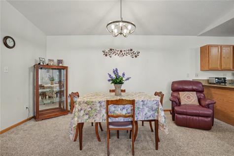 1151 74th Street NE Cedar Rapids IA 52402