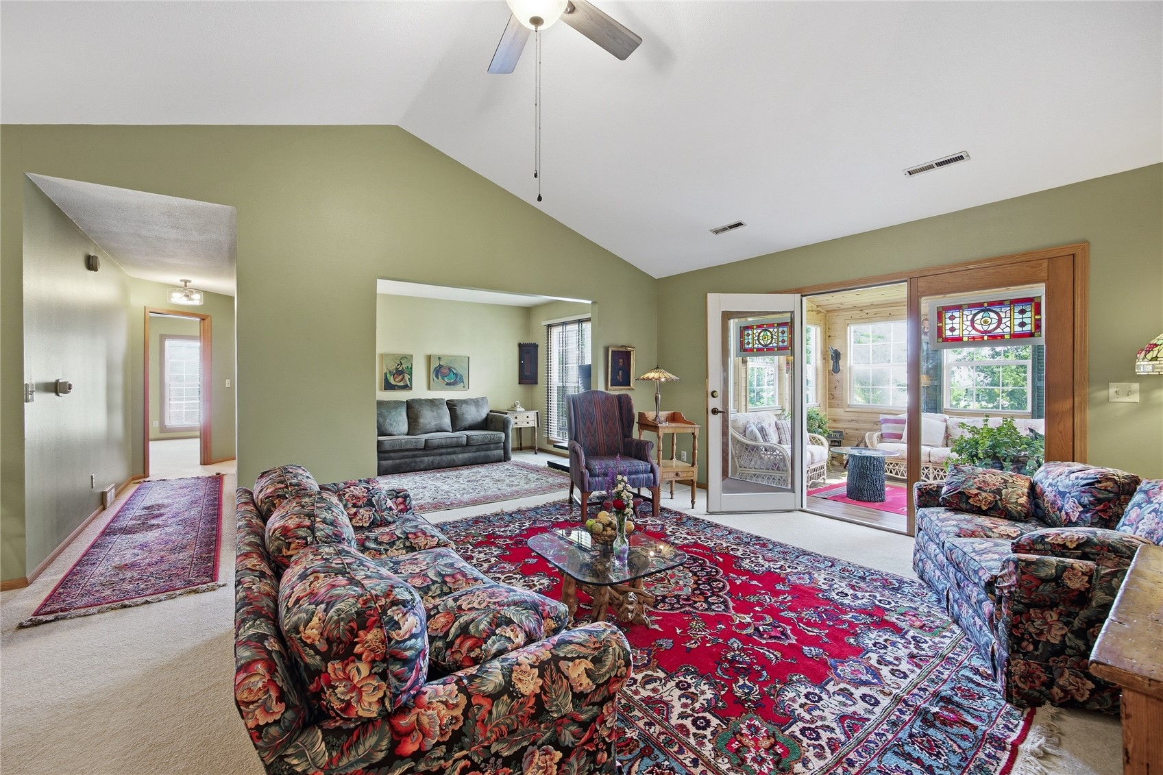 4325 Westchester Drive NE Cedar Rapids IA 52402