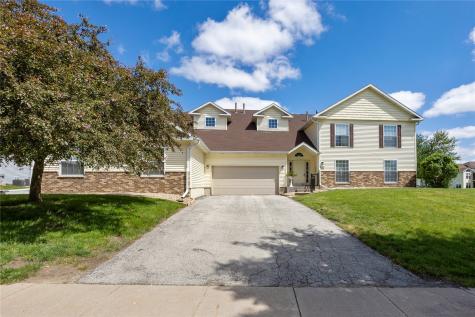 4325 Westchester Drive NE Cedar Rapids IA 52402