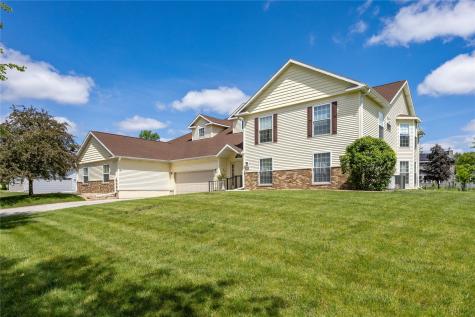 4325 Westchester Drive NE Cedar Rapids IA 52402