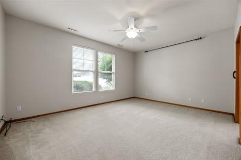 1333 Tower Lane NE Cedar Rapids IA 52402