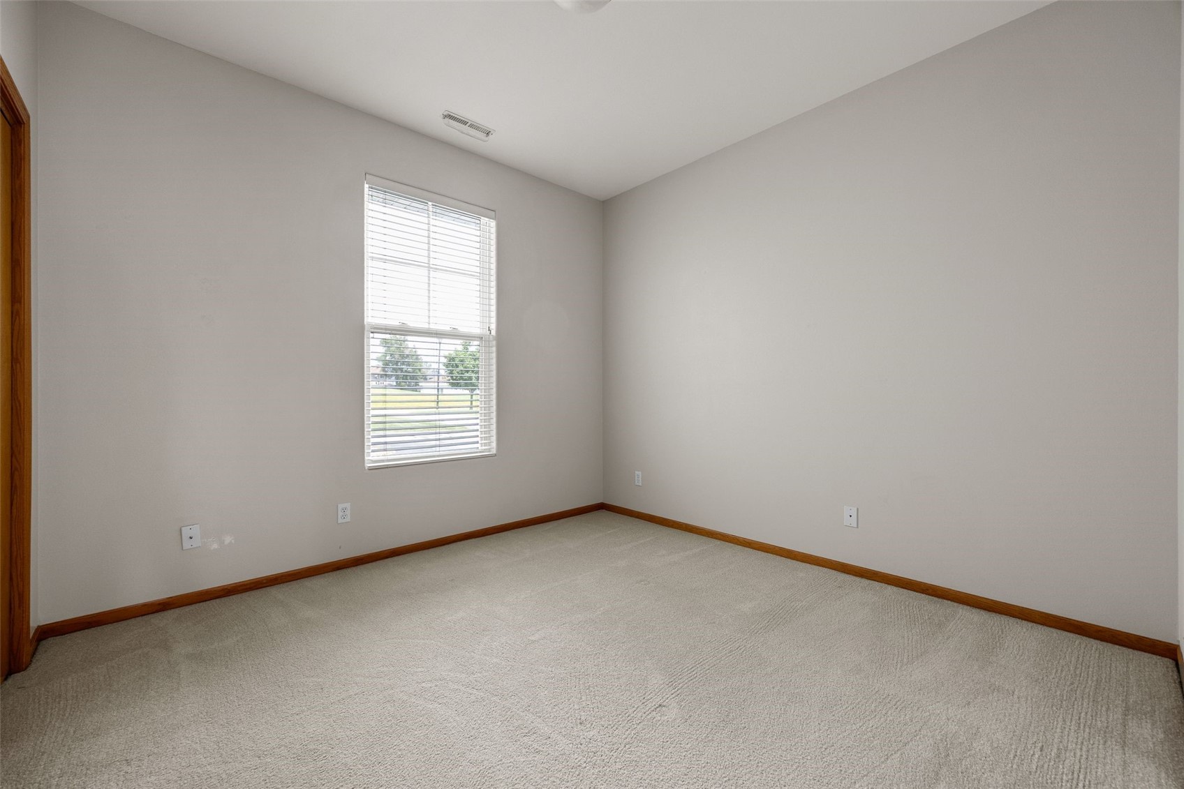 1333 Tower Lane NE Cedar Rapids IA 52402