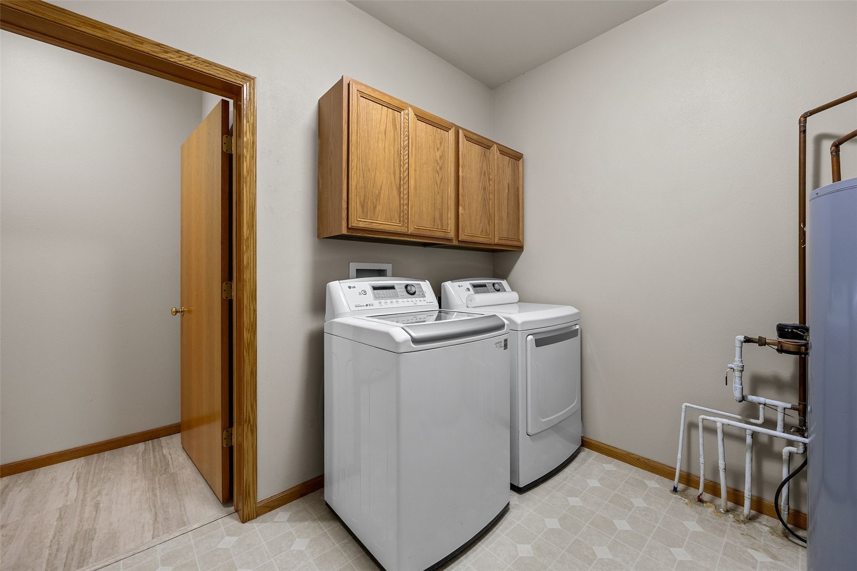 1333 Tower Lane NE Cedar Rapids IA 52402